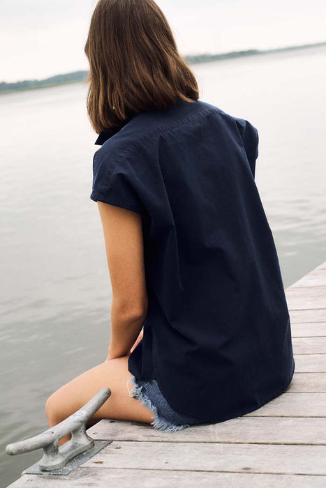 Varda, Sunday Indigo