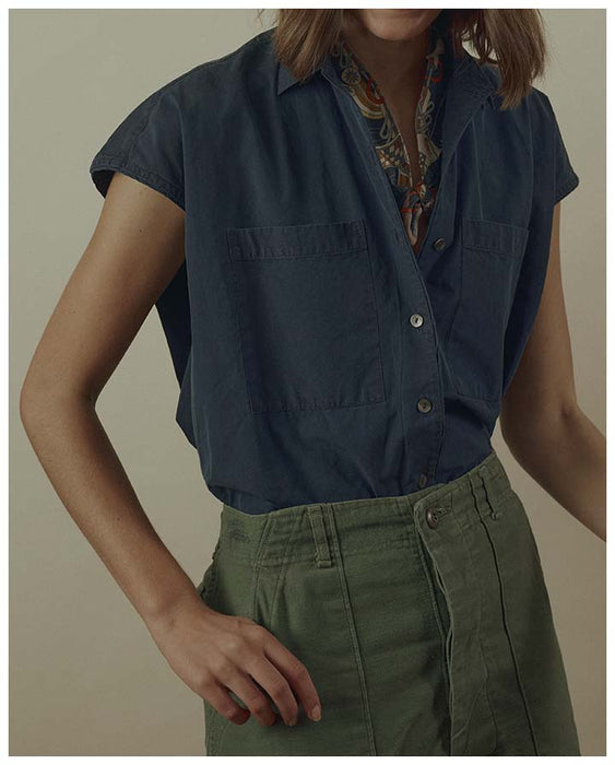 Varda in Sunday Indigo